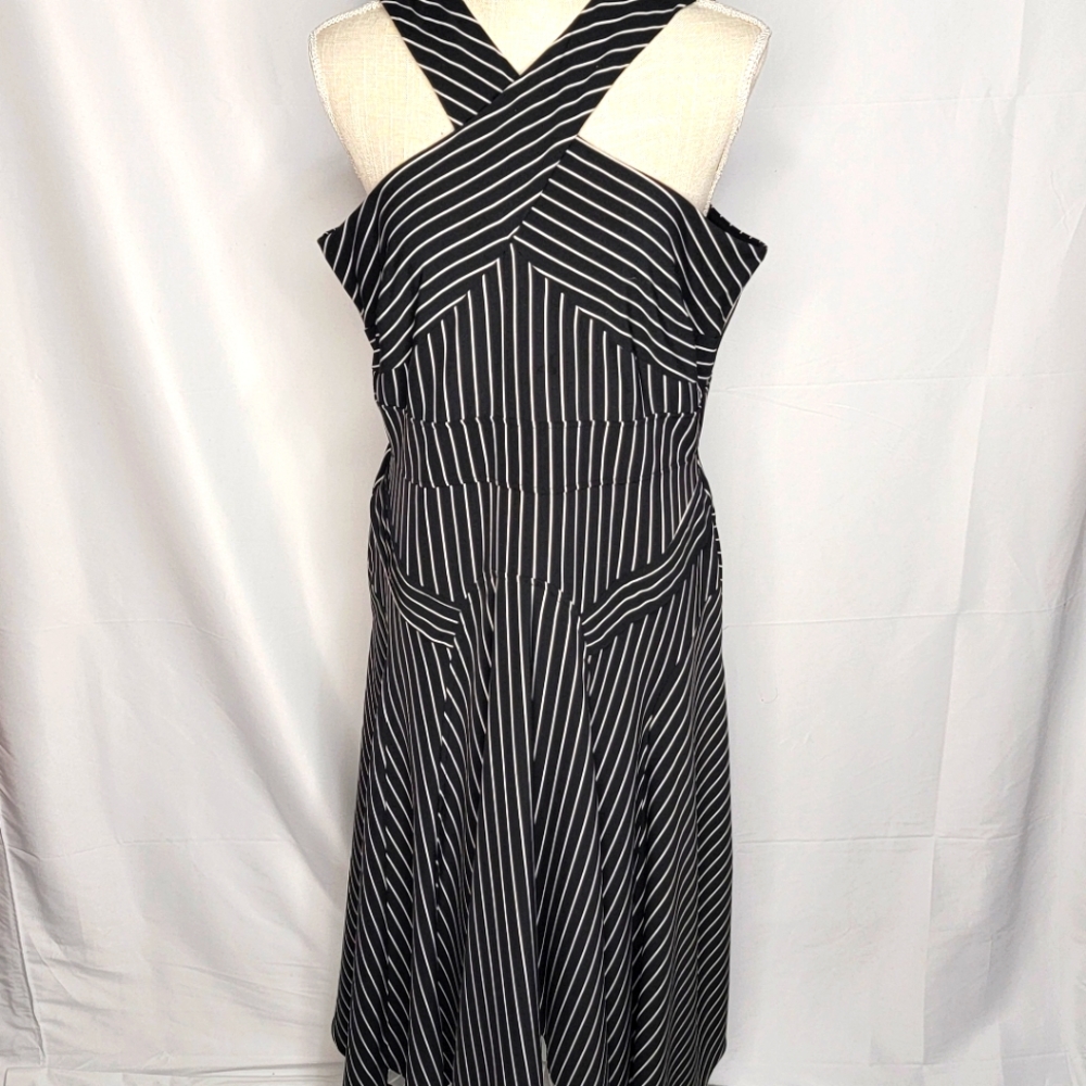 New York‎ Company Pinstriped  Dress Size 12. #259